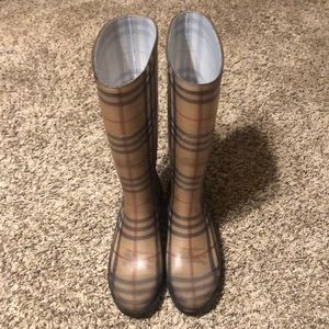 Burberry rain boots